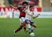  足协杯首回合激情夜！浓眉里突外投，武汉三镇小胜川崎前锋